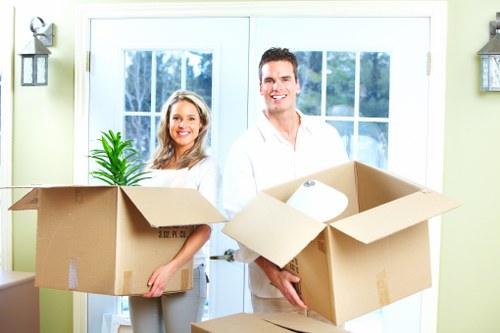 House movers handling access and parking challenges in Pimlico